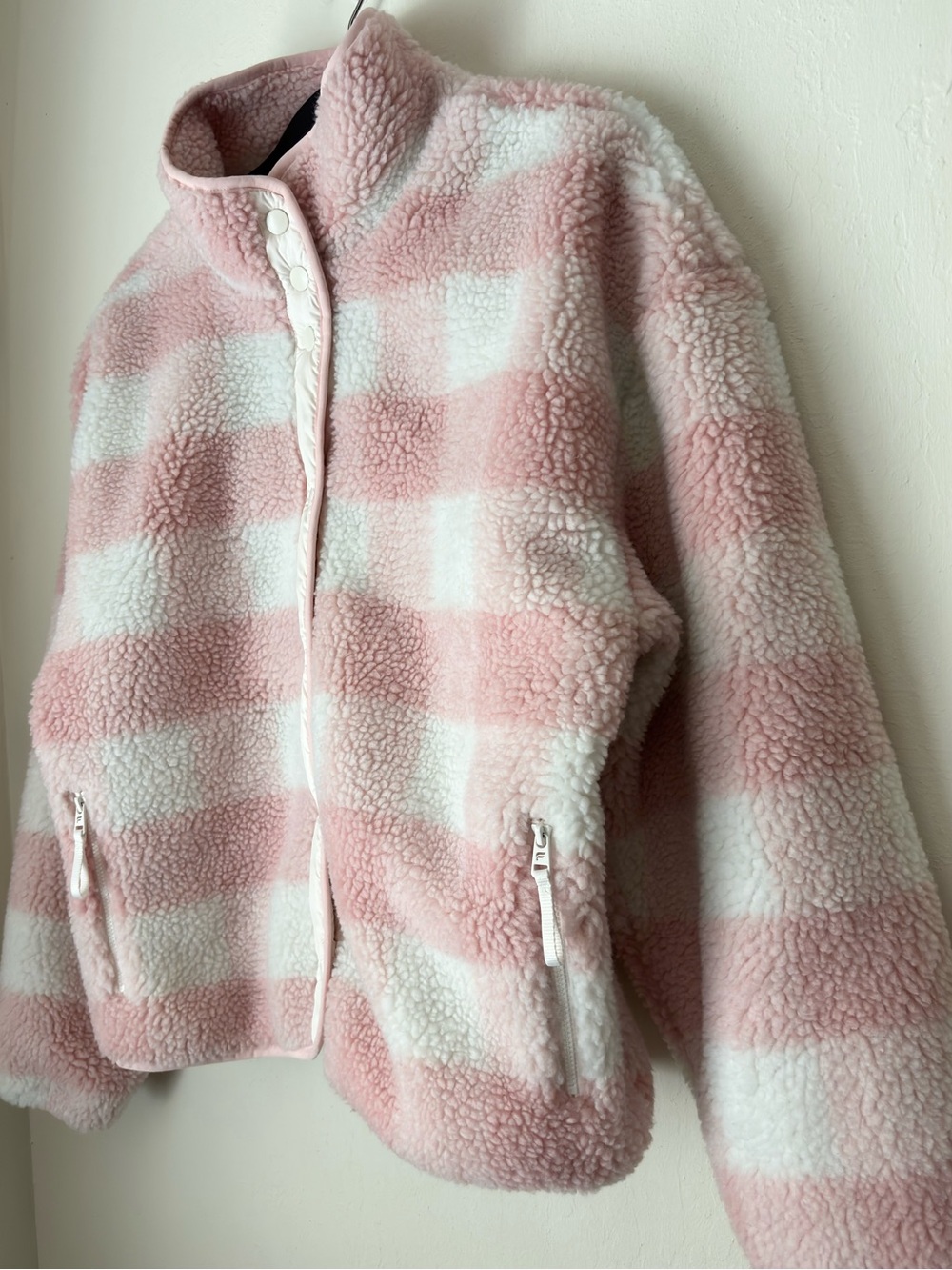 Fabletics Tahoe Teddy Jacket in Champagne Blush Buffalo Check Size Small NEW - Picture 3 of 13